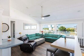 TV, offices - Newly Renovated! Ocean Views & Backyard Oasis (Kitty Hawk)