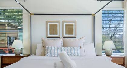 Modern Haven with King Suite + Impeccable Location