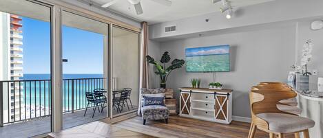 Appartamento, letti multipli, balcone, vista oceano (Shores of Panama 1408) | Interni