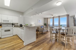 Condo, Multiple Beds, Hot Tub, Ocean View (Shores of Panama 1917) | Private kitchen