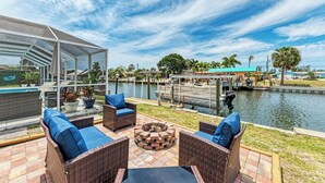 Terrace/patio - Hometown Paradise- Canalfront home with dock and heated pool  (Bradenton)