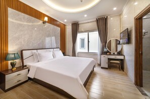 Superior Double Room | Desk, laptop workspace, soundproofing, free WiFi - Thanh Do 1 Hotel (Da Lat)