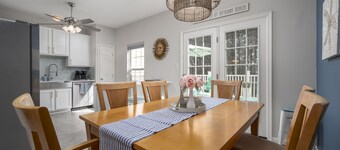 MINI-WEEKS-GORGEOUS-JUST MINUTES TO BETHANY BEACH - POOL COMMTY-16 CALVERT ST