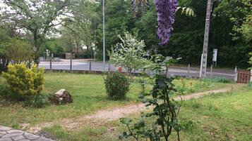 Enceinte de lâhĂ©bergement