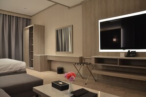 豪華開放式客房 | 埃及棉床單、高級寢具、羽絨被、Select Comfort 床墊