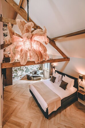 Deluxe Room | Desk, free WiFi, bed sheets - Hotel Centraal Baarlo (Baarlo)