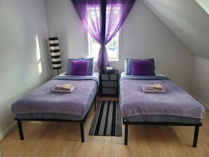 1 bedroom, iron/ironing board, free WiFi, bed sheets