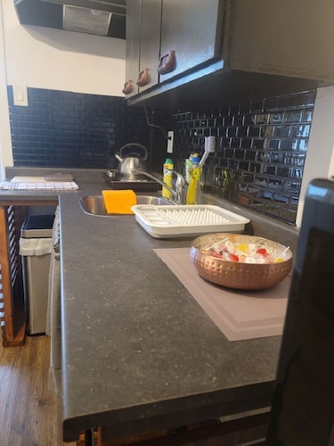 Cute 1-bedroom apartment with AC and WiFi in charming Edmundston