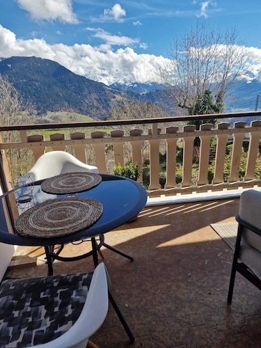 Stunning views of Swiss Alps in this contemporary and stylish apartment.