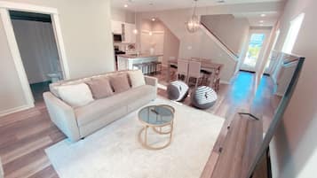 Smart TV, video games, stereo, computer monitors