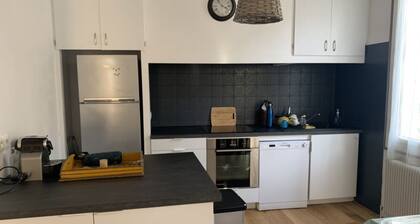 Maison de Village 150 m de la Plage