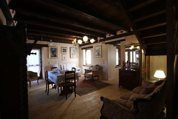 Deluxe cottage | Woonruimte