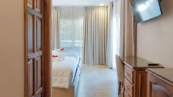 Premium Room | Premium bedding, in-room safe, blackout curtains, free WiFi