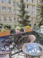 Deluxe Double Room | Terrace/patio