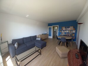 TV, books