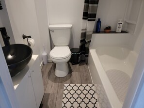 Hårtørrer, håndklæder, Sæbe, Shampoo