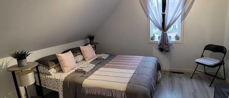 1 bedroom, iron/ironing board, free WiFi, bed sheets