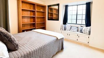 4 Schlafzimmer, Bügeleisen/Bügelbrett, WLAN, Bettwäsche