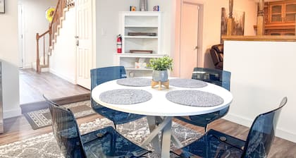 Cozy 4-bedroom house in charming Tehachapi with WiFi, AC