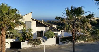 Penthouse Majestic Costa Golf Casares à 5 min de la mer