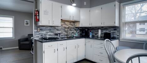 微波爐、焗爐、爐具