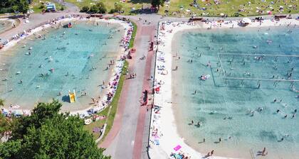 Hotel Malinowski LeĆny