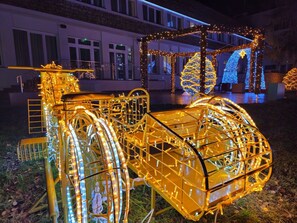 Garden view - Hotel Malinowski Leśny (Gliwice)