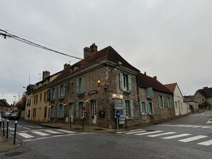 Fachada da propriedade