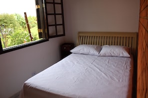 Standard-Chalet, Gartenblick | 2 Schlafzimmer, Allergikerbettwaren, kostenloses WLAN