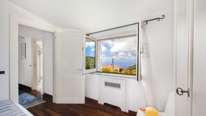 5 chambres, fer et planche à repasser, Wi-Fi gratuit