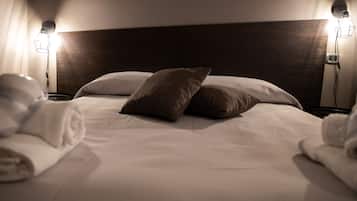 In-room safe, individually furnished, desk, free WiFi