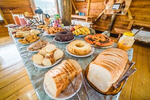 Free daily full breakfast