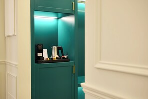 Premium bedding, memory-foam beds, in-room safe, desk - Residenza Maglioni al Bargello (Florence)