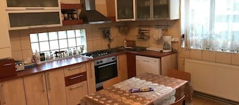 Teachers House, charming 3-bedroom house with WiFi in the countryside