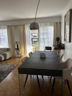 Dining - Bell Appartement Ranelagh (Paris)