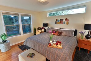 3 chambres, fer et planche à repasser, Wi-Fi gratuit, draps fournis