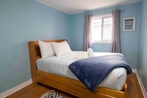 2 soveværelser, skrivebord, weekendseng, gratis Wi-Fi