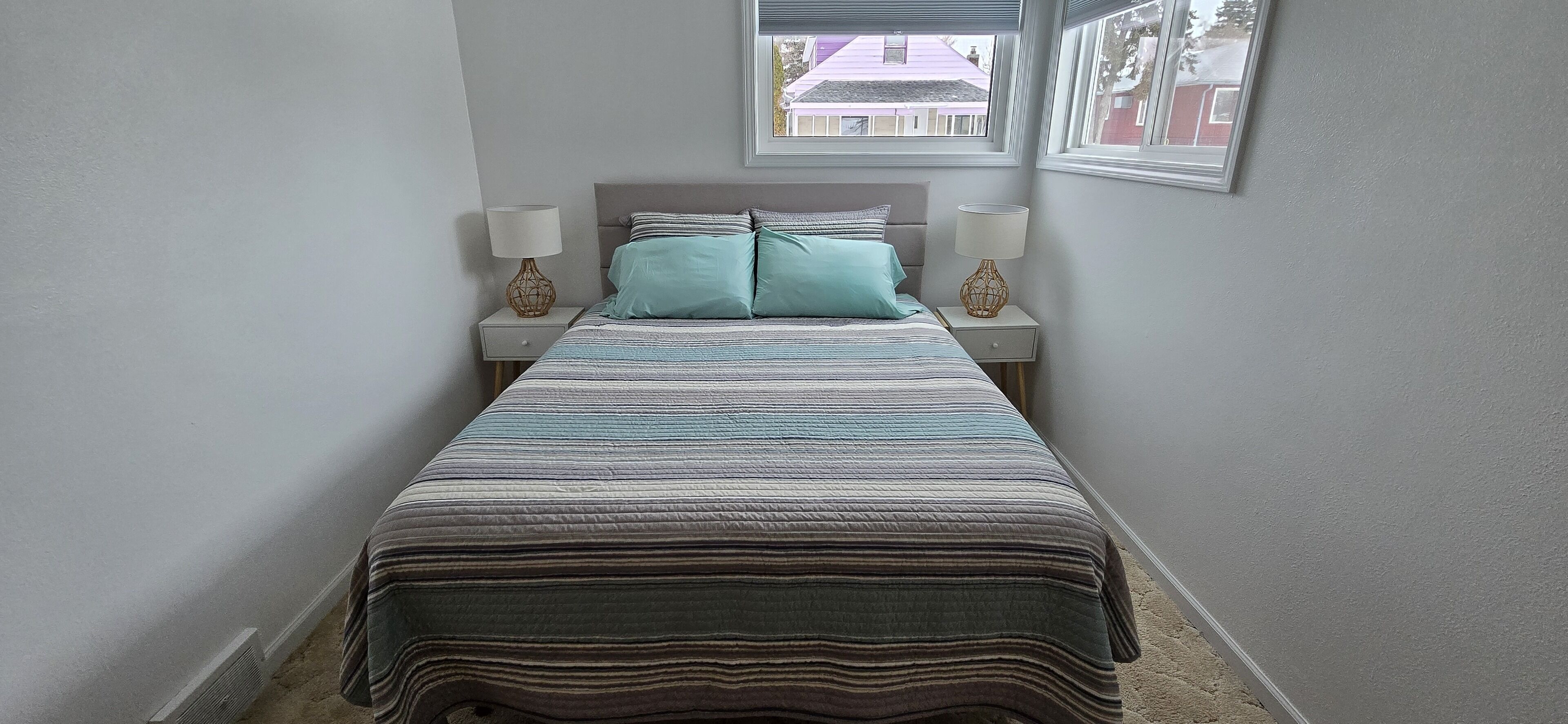 2 chambres, bureau, fer et planche à repasser, Wi-Fi gratuit