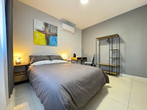 Chambre Double | Ameublement personnalisé, bureau