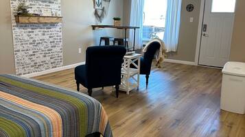 1 habitación, wifi y ropa de cama