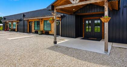 The Venue at Hermann – Room 6 Cowhide Studio