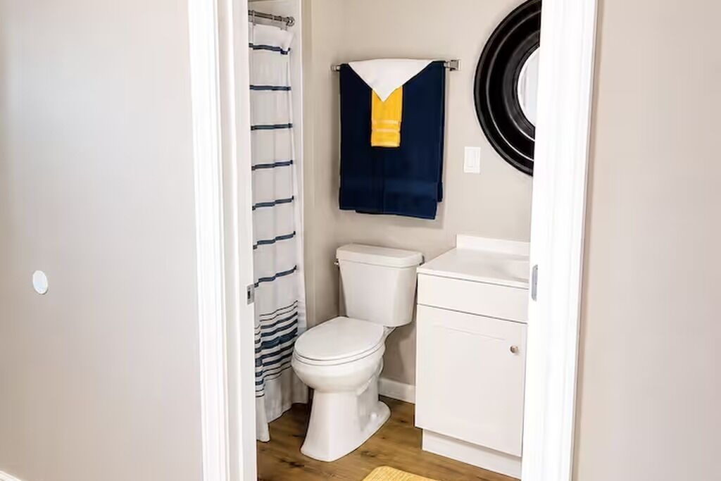 Shower, towels, soap, shampoo
