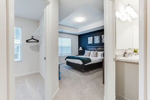 3 bedrooms, iron/ironing board, free WiFi, bed sheets