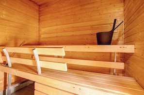 Sauna - Tilava Talo Soveltuu Erinomaisesti Isommalle Perheelle tai Ryhmälle (Rovaniemi)