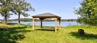 Northern Loon VII | Escape to a Studio-Styled Hideaway| Nature & Lake | Legacy Lakeside Resort