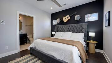 3 slaapkamers, een bureau, een strijkplank/strijkijzer, gratis wifi