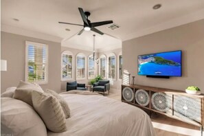 3 bedrooms, iron/ironing board, WiFi, bed sheets - NORTH NAPLES LUXURY HOME---WALK TO VANDERBILT AND WIGGINS BEACH!!!! (Naples)