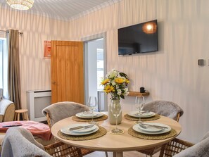 Dining - Escape to tranquility in our charming 2-bed cottage in Woodhead of Mailer. (Woodhead of Mailer)