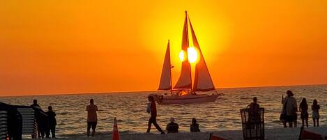 Sun-loungers, beach towels