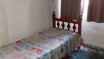 1 quarto, Wi-Fi de cortesia, roupa de cama